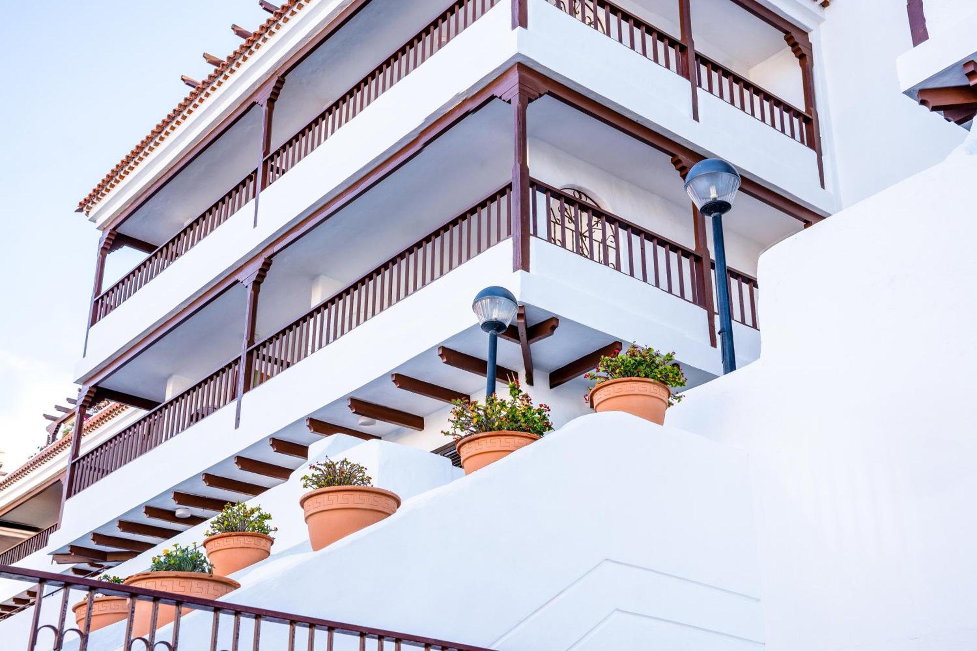 Coral Los Alisios Los Cristianos  Exterior photo